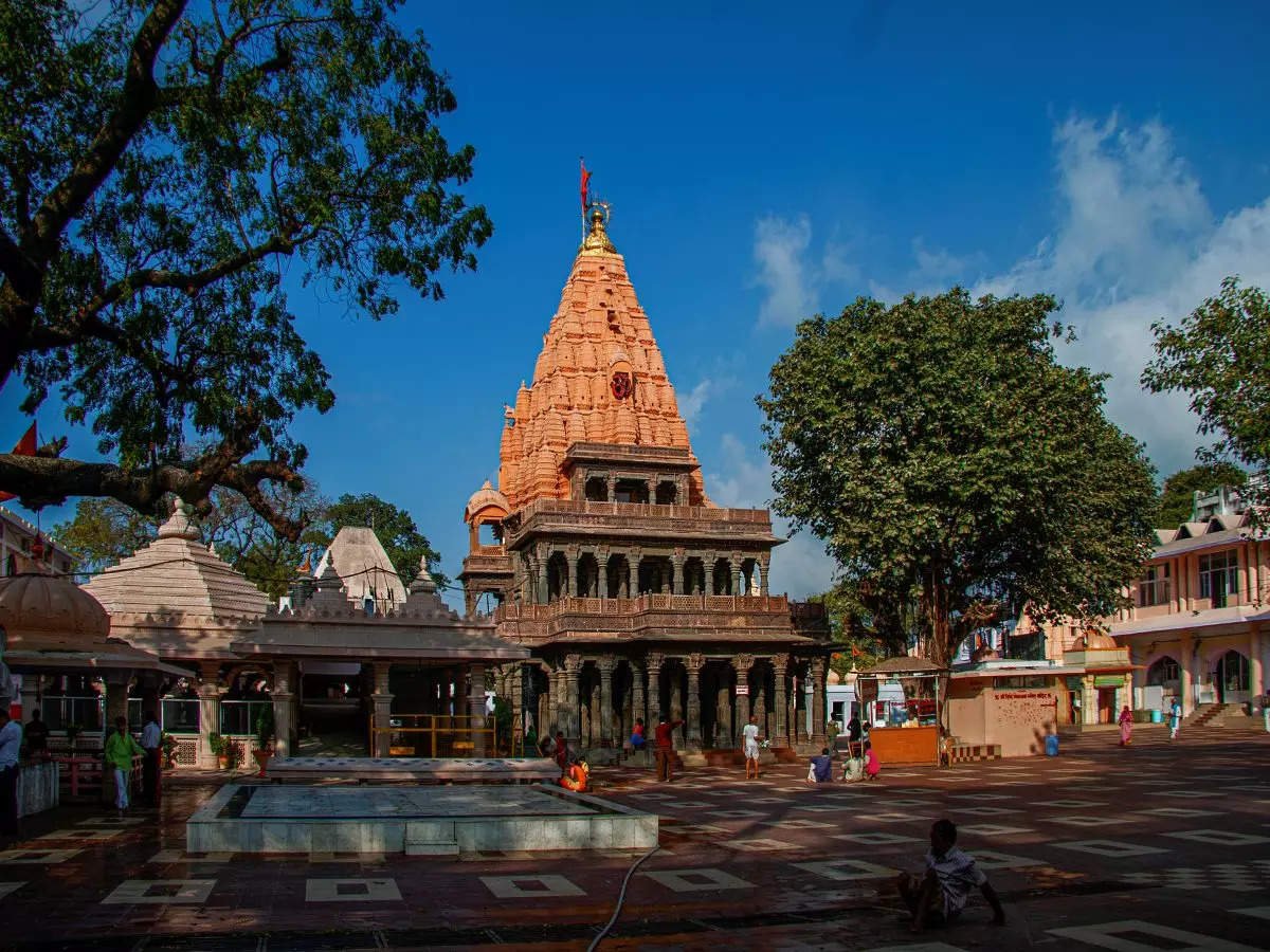 Indore Taxi And Service