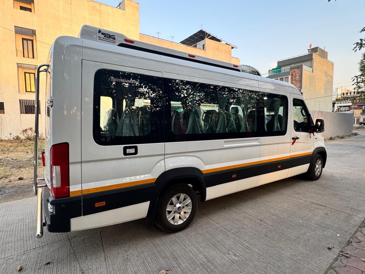 Indore Taxi And Service